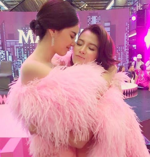 ใบเฟิร์น พิมพ์ชนก ใหม่ ดาวิกา