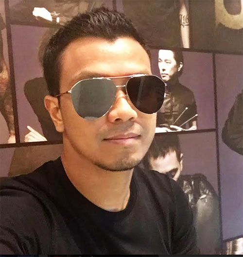 หนุ่ม กะลา 