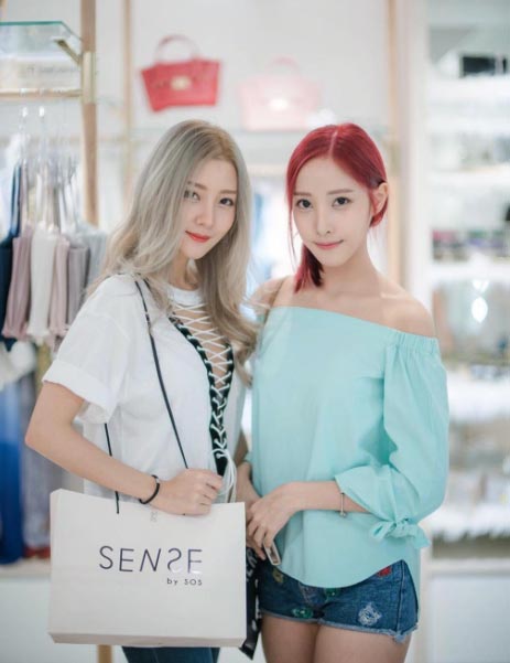 เนย เนโกะจัมพ์ 