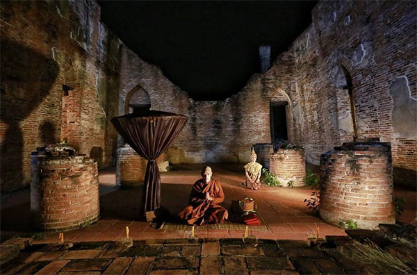 พิษสวาท