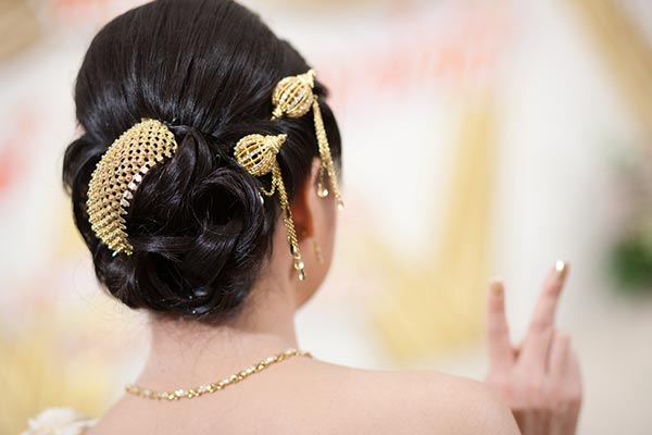 ทรงผมเจ้าสาวงานเช้า