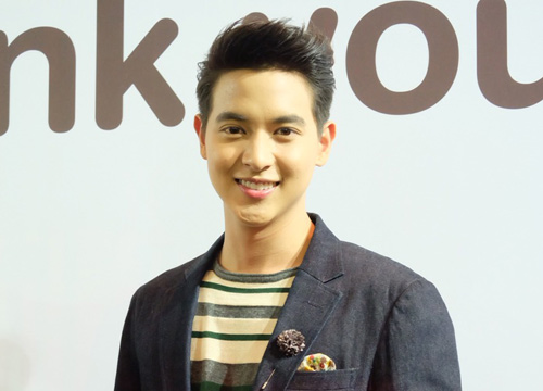 เจมส์ จิ