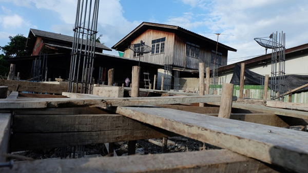 ปลูกบ้านสองชั้น