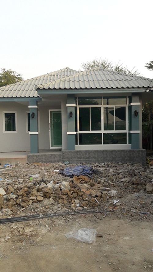 ปลูกบ้านหลังเล็กราคาประหยัด บ้านชั้นเดียวสไตล์รีสอร์ทงบ 1.5 ล้าน