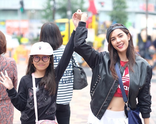  อุ้ม ลักขณา เที่ยวญี่ปุ่น