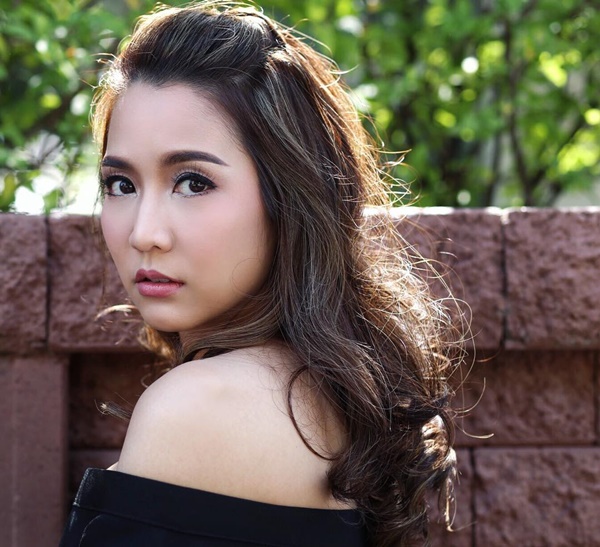  จัักจั่น