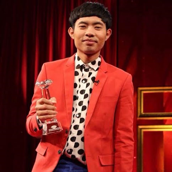 หนุ่ม เดอะวอยซ์