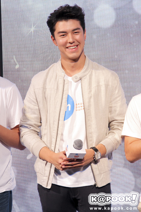 นาย ณภัทร