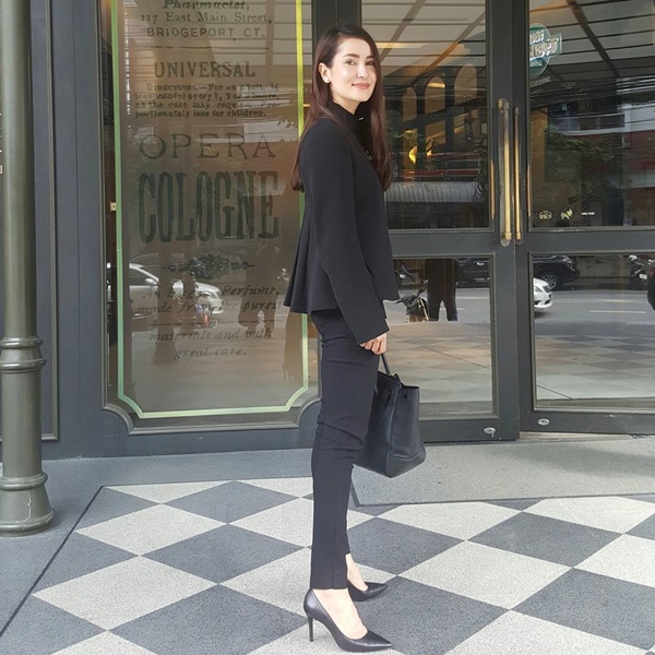 แอน ทองประสม LIPS