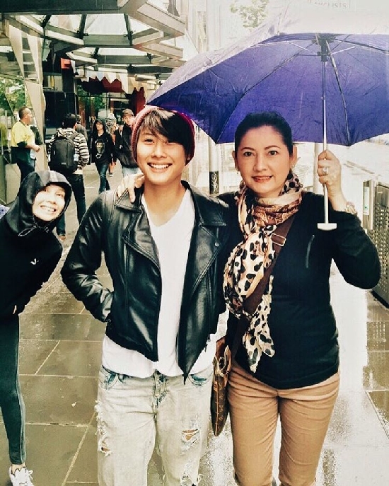  บีบี เอกนรี