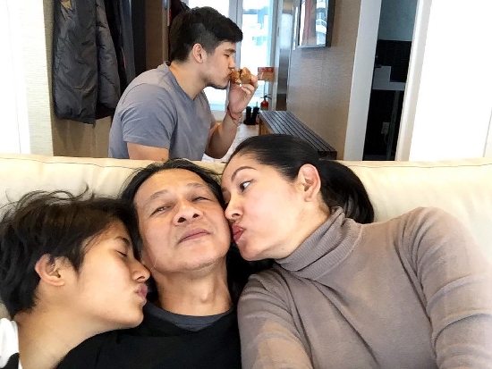  บีบี เอกนรี