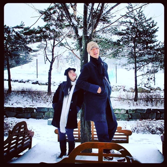 โยกเยก เชิญยิ้ม