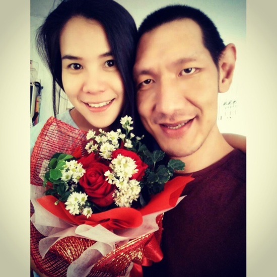 โยกเยก เชิญยิ้ม