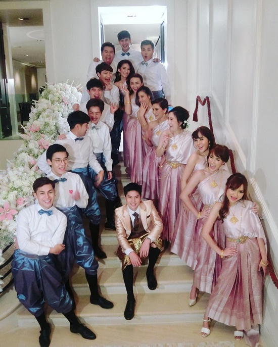  ออฟฟี่ แม็กซิม