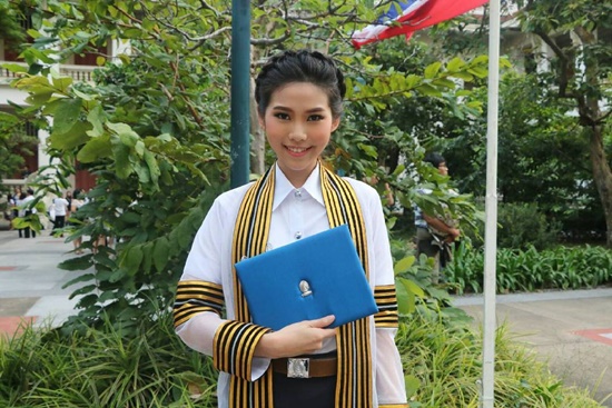 ดารารับปริญญา