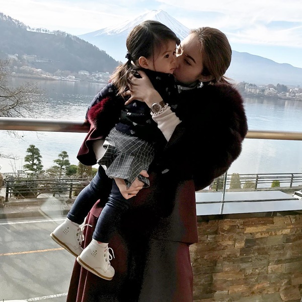 พ่อหนุ่ม แม่เมย์ พา น้องมายู เที่ยวญี่ปุ่น