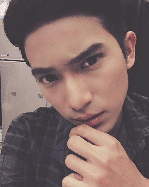 4 ยอดกุมาร ตรี คฑา จักร สังข์