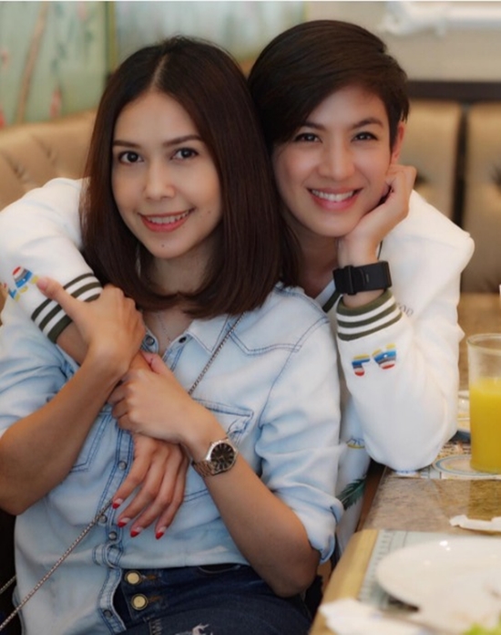 ดาราสาวยุค 90 รวมตัวย้อนอดีต