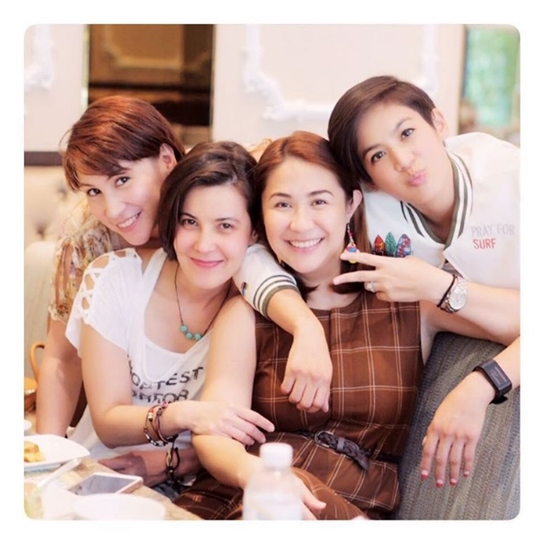 ดาราสาวยุค 90 รวมตัวย้อนอดีต