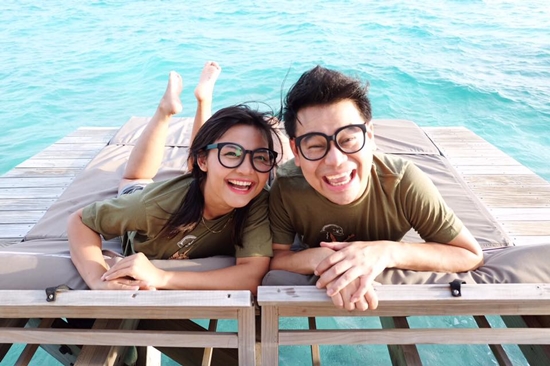 ตั๊กแตน ชลดา ควงหวานใจ เพชร สหรัตน์