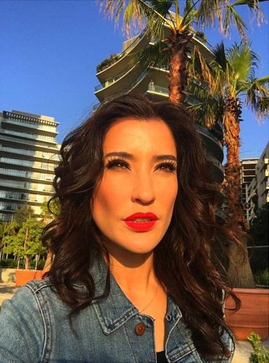 แองจี้ เฮสติ้งส์