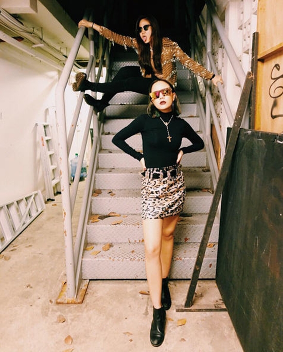  วี วิโอเล็ต นท เดอะสตาร์ พีช พชร