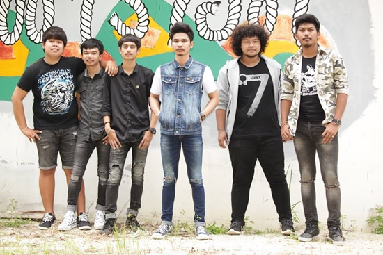 เพลง มหาลัยวัวชน เวอร์ชั่นภาษาอังกฤษ