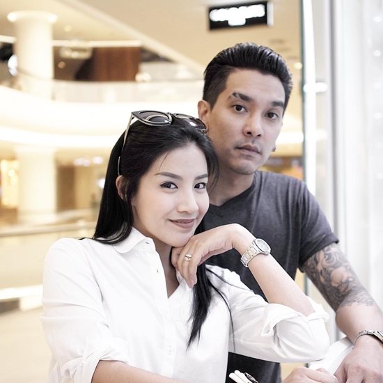 ดีเจแมน ใบเตย