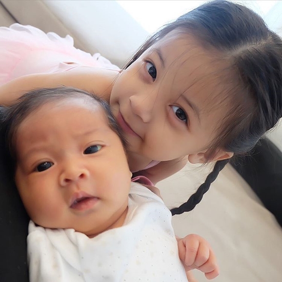  น้องบีน่า น้องบรู๊คลิน