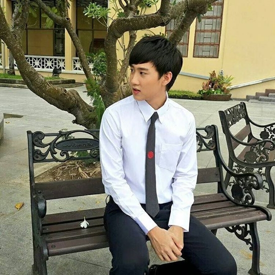 ดาราชุดนักศึกษา