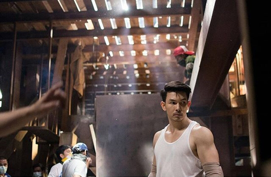 10 สามีดีเด่น