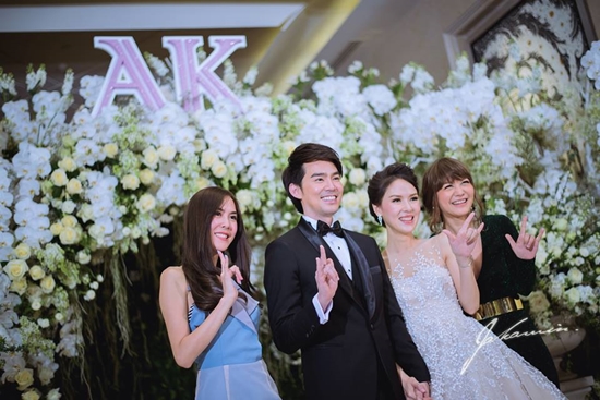งานแต่งงาน บีม กวี ออย อฏิพรณ์ 