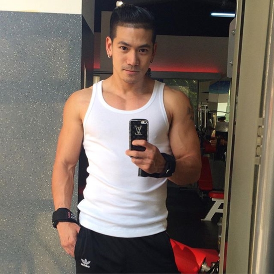 เจจินตัย-เต้ นันทศัย-กำปั้น บาซู โชว์หุ่นล่ำ ในโฟโต้บุ๊ก 