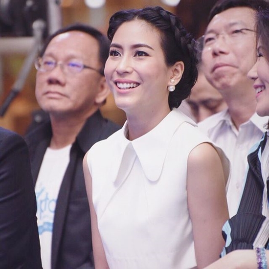 จุ๋ย วรัทยา