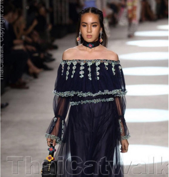 ลิลลี่ เดอะเฟซ