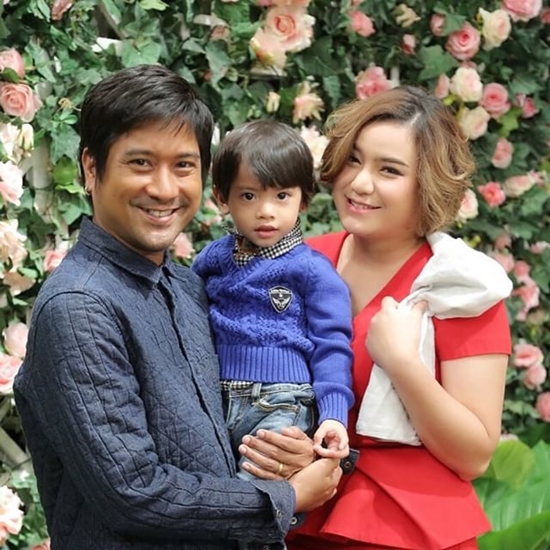 10 สามีดีเด่น