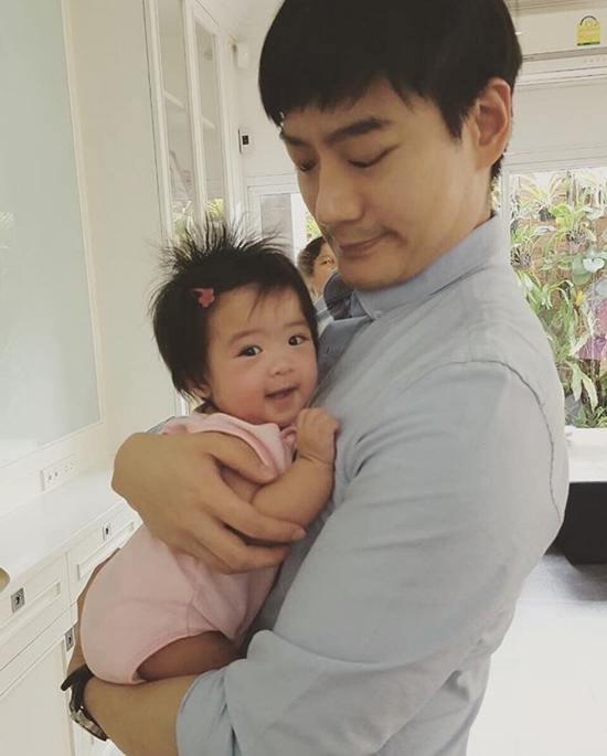 10 สามีดีเด่น