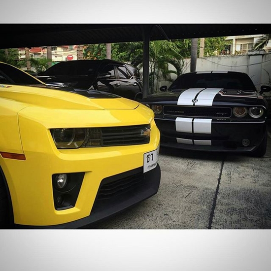 ดีเจเพชรจ้า dodge  challenger 