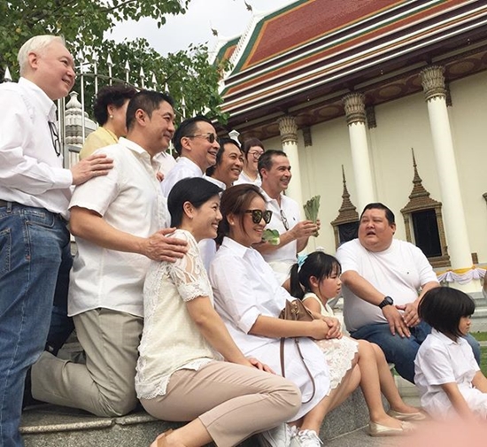  เปิ้ล นาคร - จอนนี่ แอนโฟเน่ 