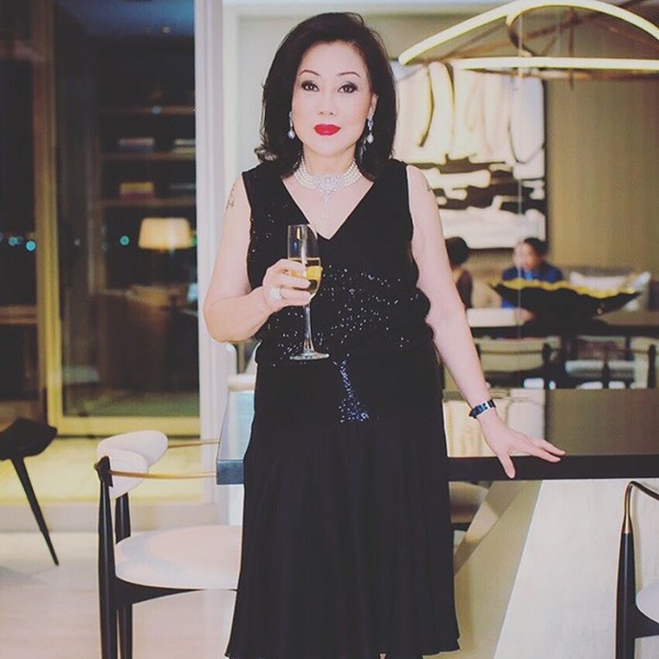 ซูซี่ หทัยเทพ ธีระธาดา