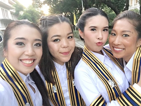 ดารารับปริญญา