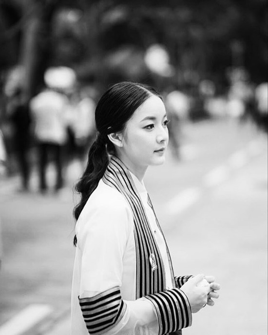 ดารารับปริญญา