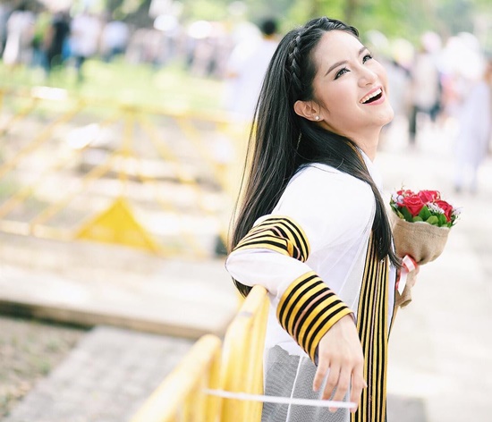 ดารารับปริญญา