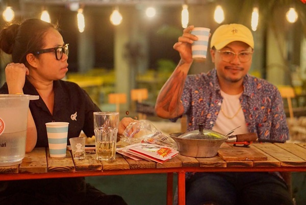 ตุ๊กกี้ แต่งงาน