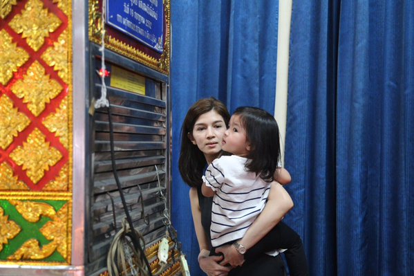 โบว์ แวนด้า  ปอ ทฤษฎี