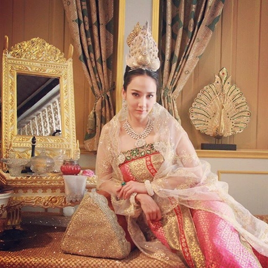 เพลิงพระนาง 