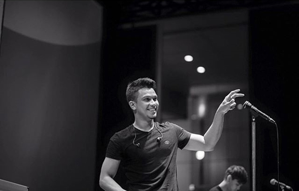 หนุ่ม กะลา