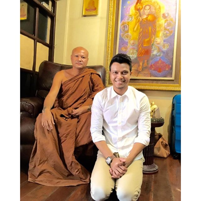 หนุ่ม กะลา