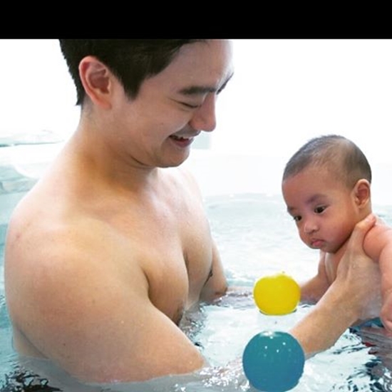 10 สามีดีเด่น