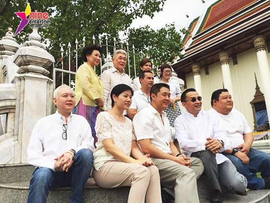  เปิ้ล นาคร - จอนนี่ แอนโฟเน่ 